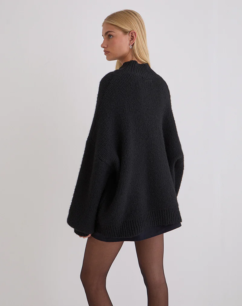 Amato Oversized Jumper in Black - Image 4