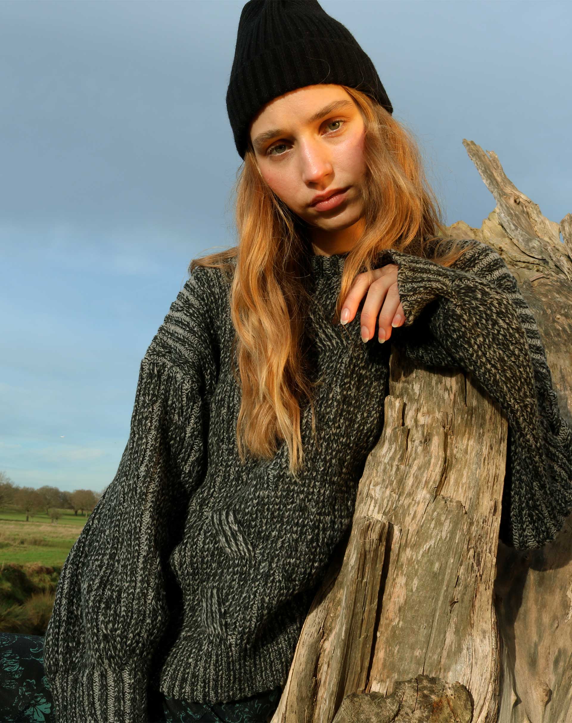 Amieta Knitted Jumper in Shadow Grey - Image 2