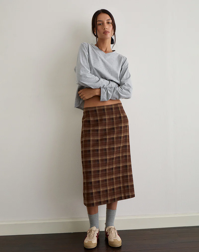 Badria Midi Skirt in Tartan Brown Red - Image 3