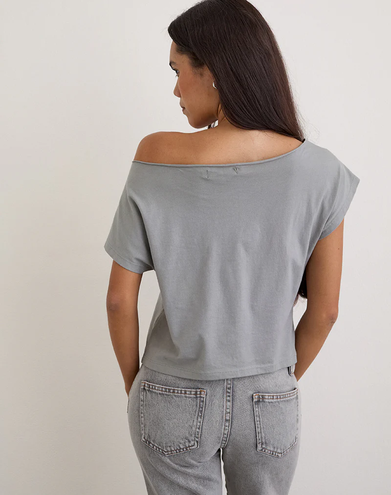Balia Asymmetric Short Sleeve Basic Top in Grey with Blurred Rose Print - Image 5