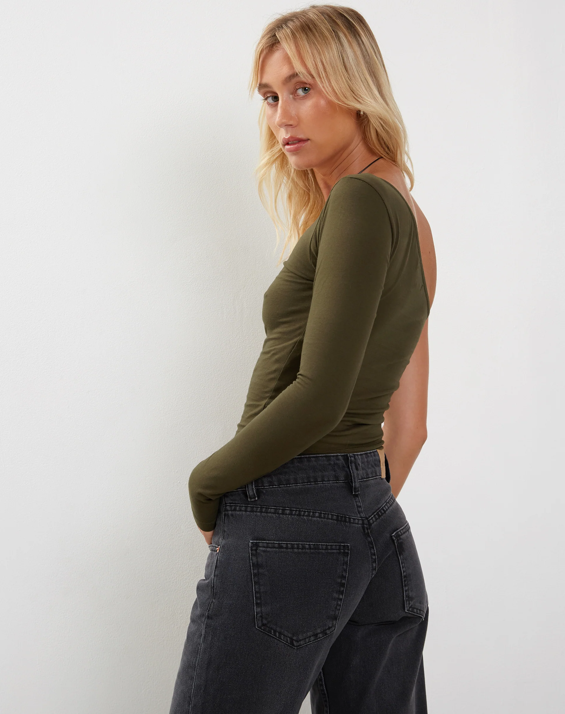 Bayge One Shoulder Top in Olive - Image 4