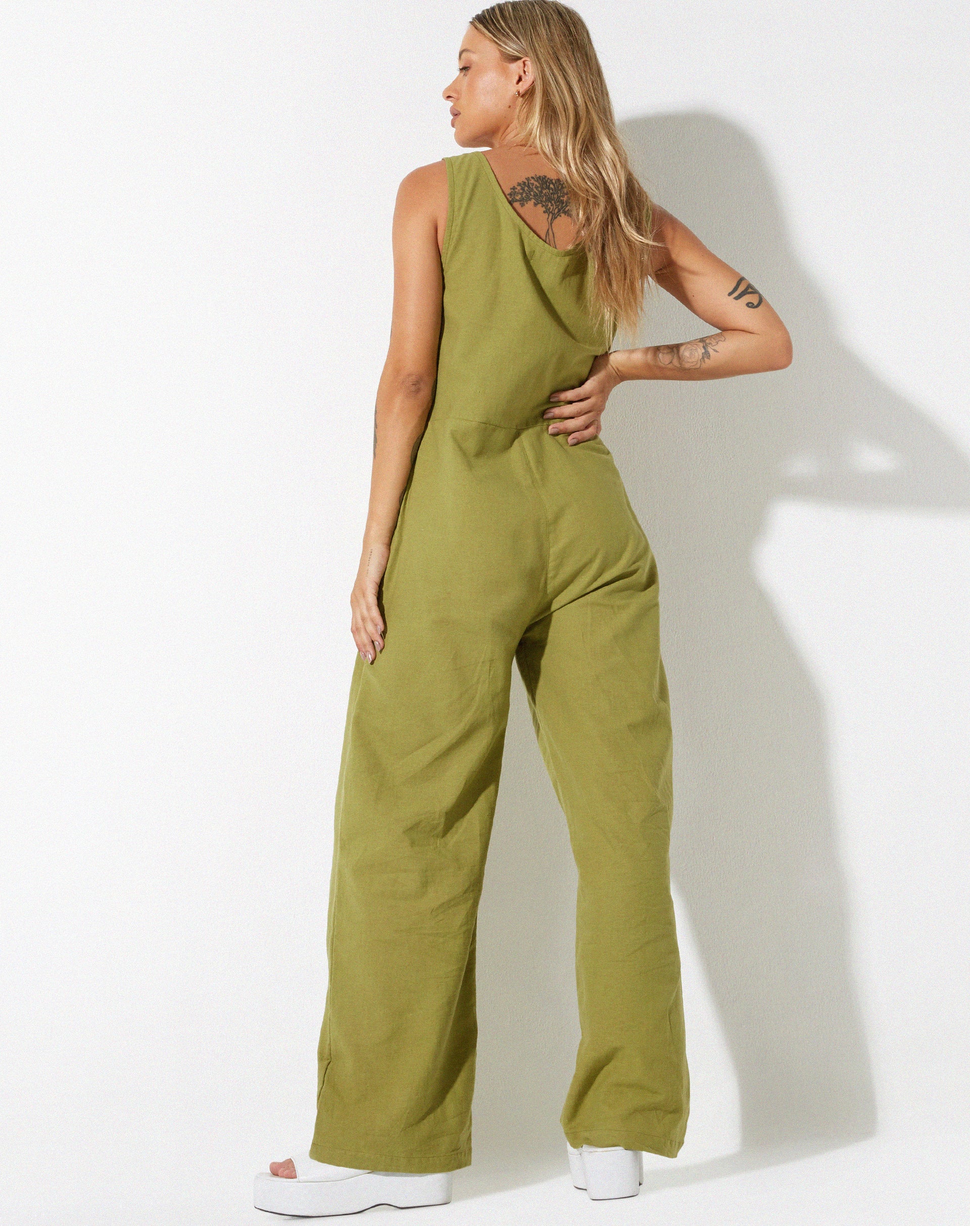 Beatrix Jumpsuit in Linen Rami Green - Image 4
