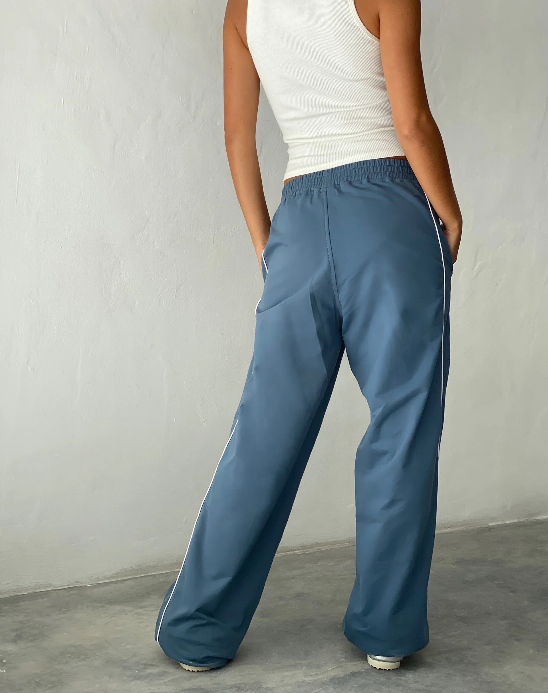 Benton Wide Leg Jogger in Blue with 'M' Embroidery - Image 4