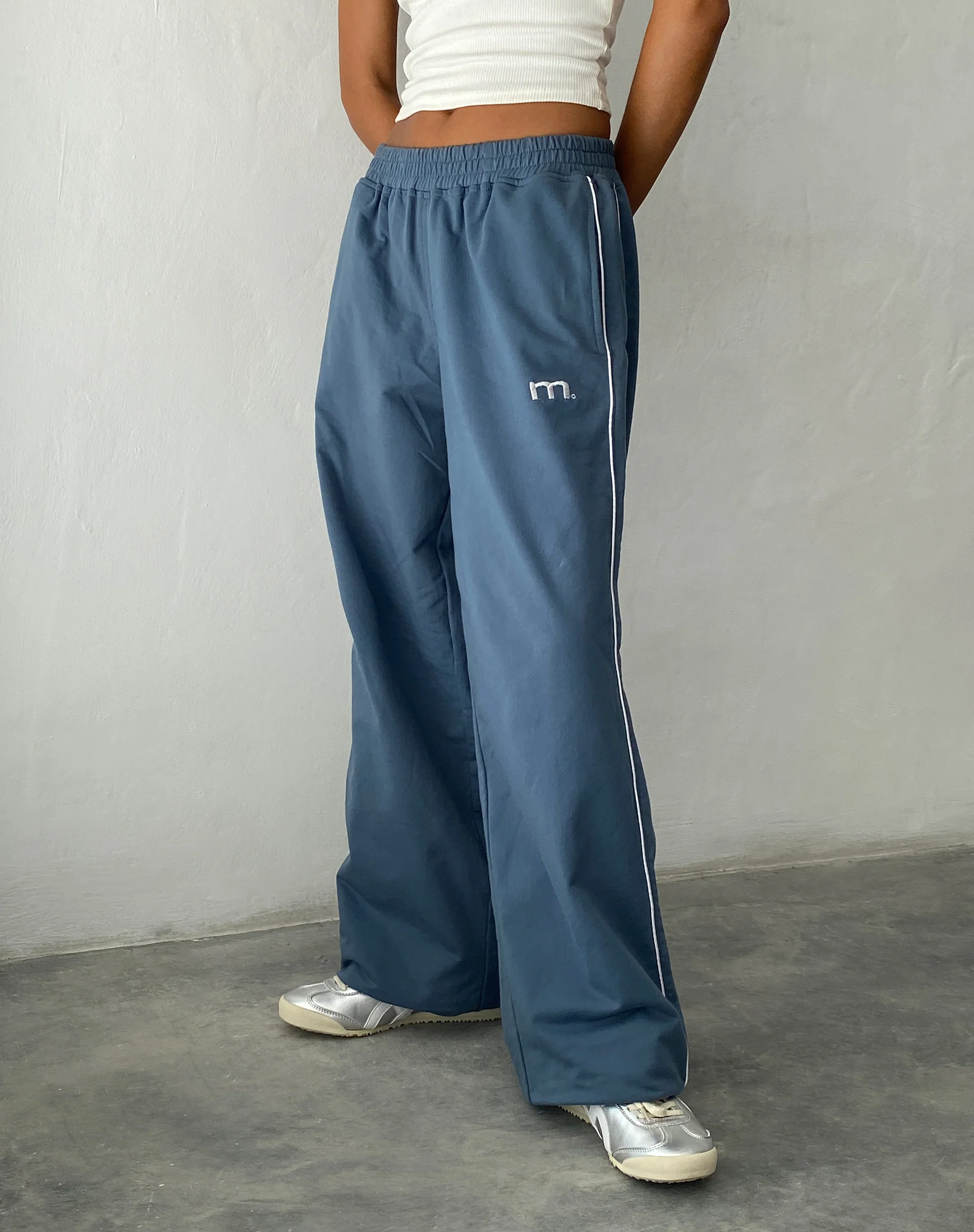 Benton Wide Leg Jogger in Blue with 'M' Embroidery - Image 5