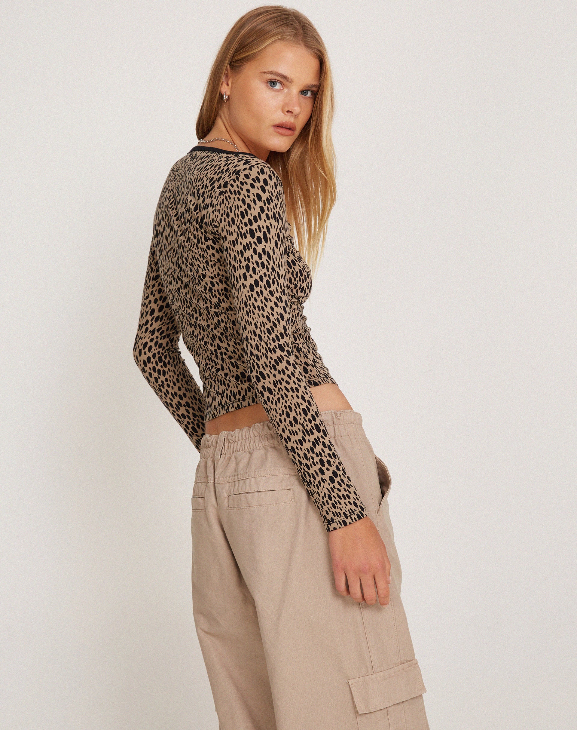 Beshi Long Sleeve Top in Mini Cheetah Black Binding - Image 4