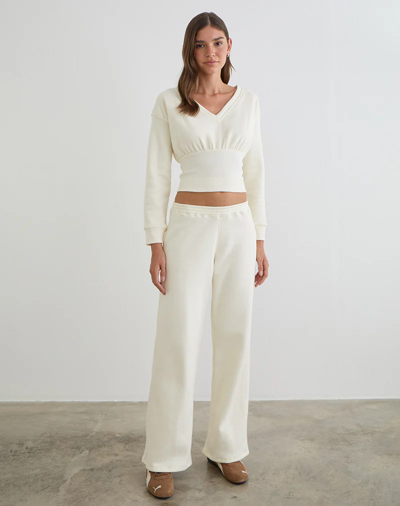 Bigail V Neck Jumper in Winter White - Image 3