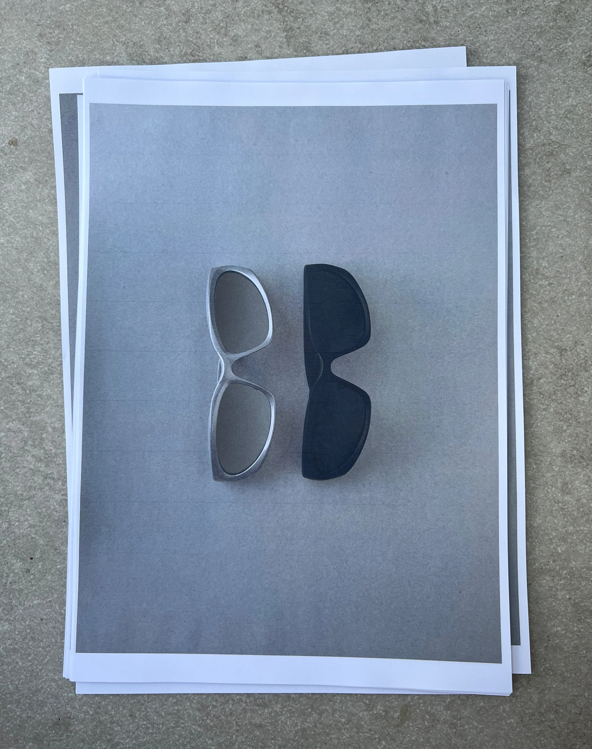 Blake Wrap Sunglasses in Black - Image 4