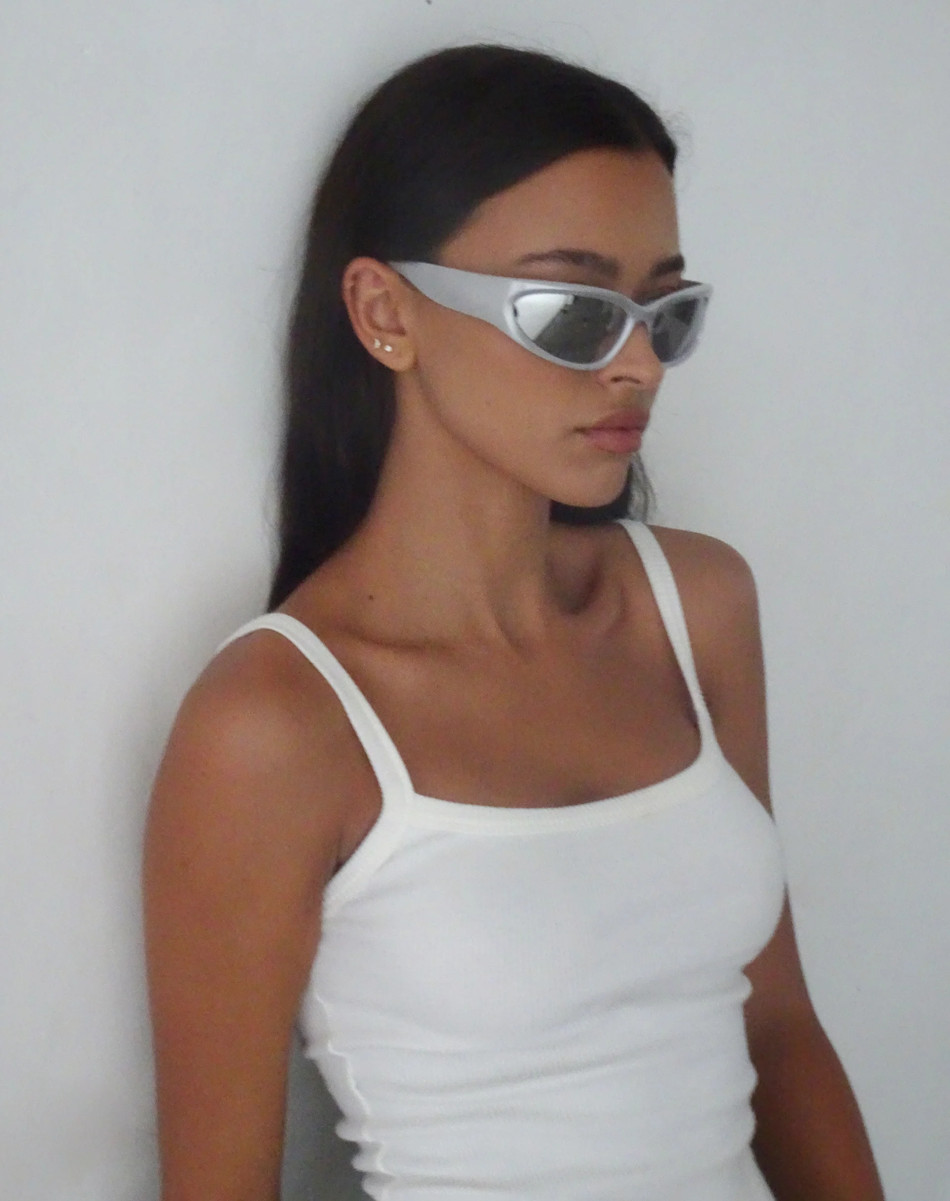 Blake Wrap Sunglasses in Silver - Image 4