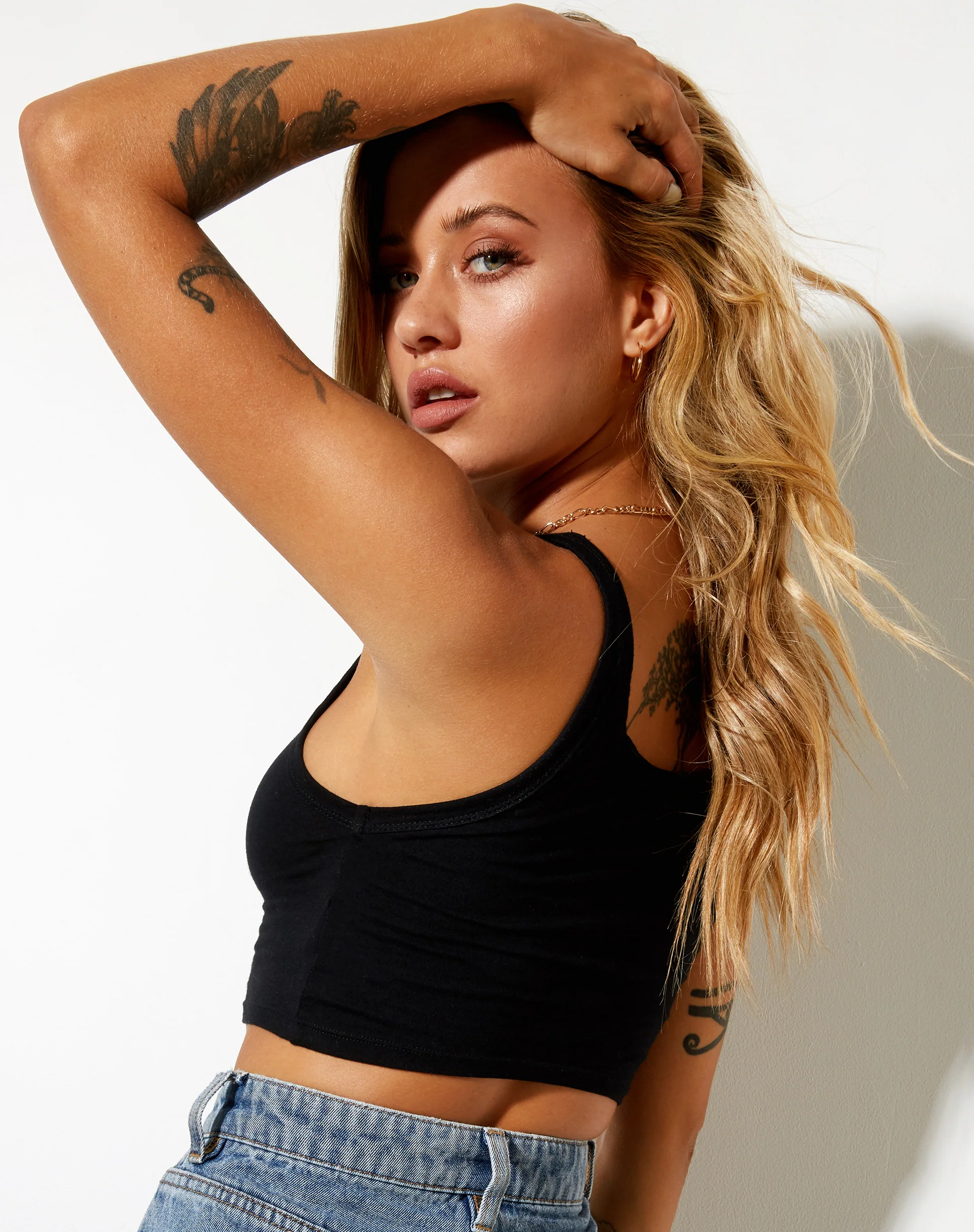 Blois Crop Top in Lycra Black Paradise Embro - Image 2