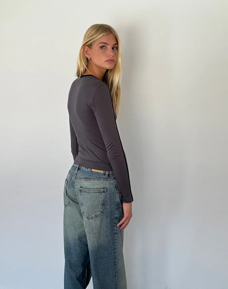 Bonija Long Sleeve Top in Beluga with Black Piping and M Embroidery - Image 4