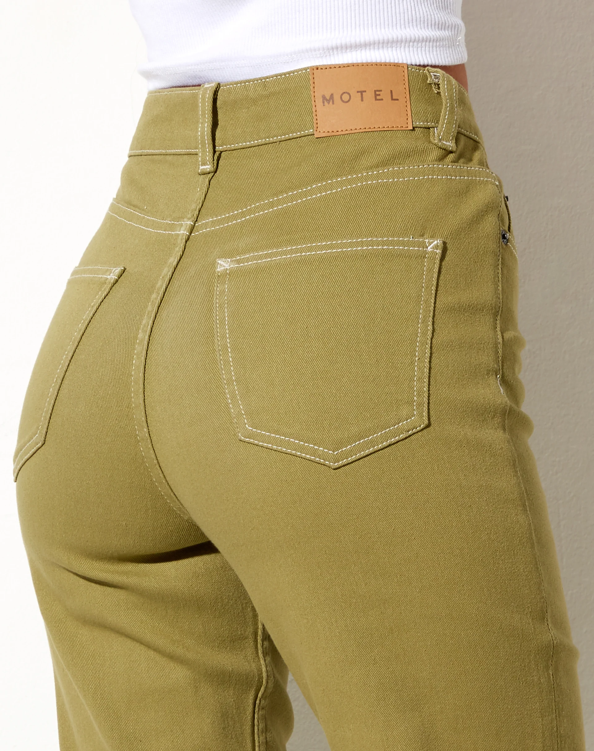 Bootleg Jeans in Green Moss - Image 5