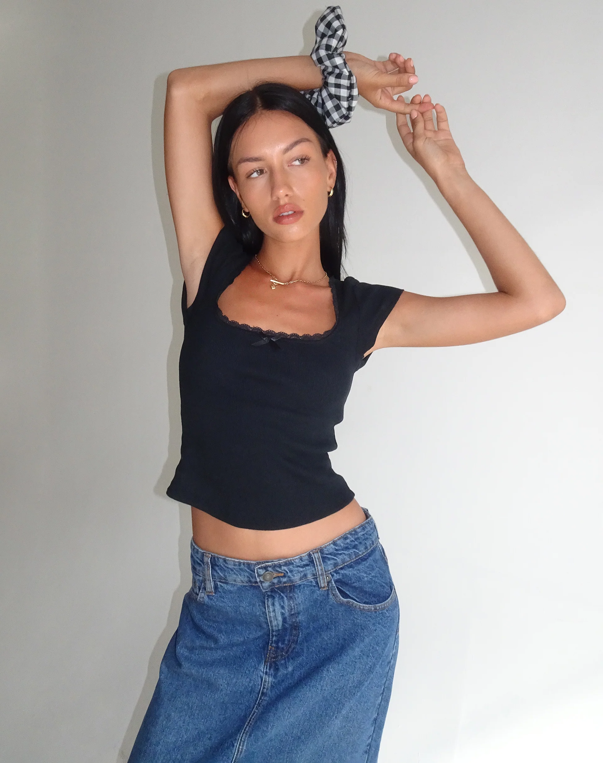 Bovillo Cap Sleeve Top in Black Ribbed Jersey - Image 3