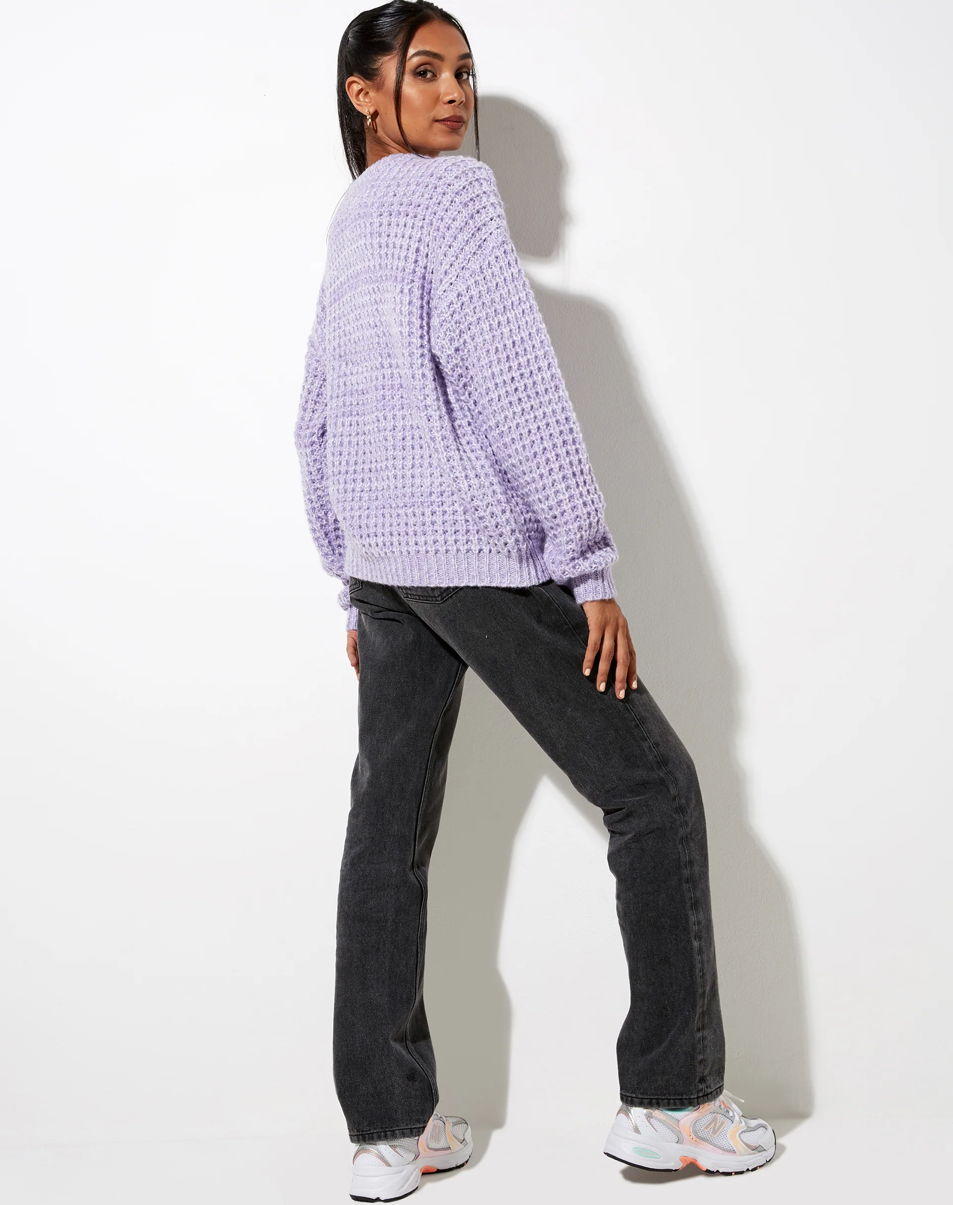 Caribou Jumper in Chunky Knit Lilac and White - Image 2