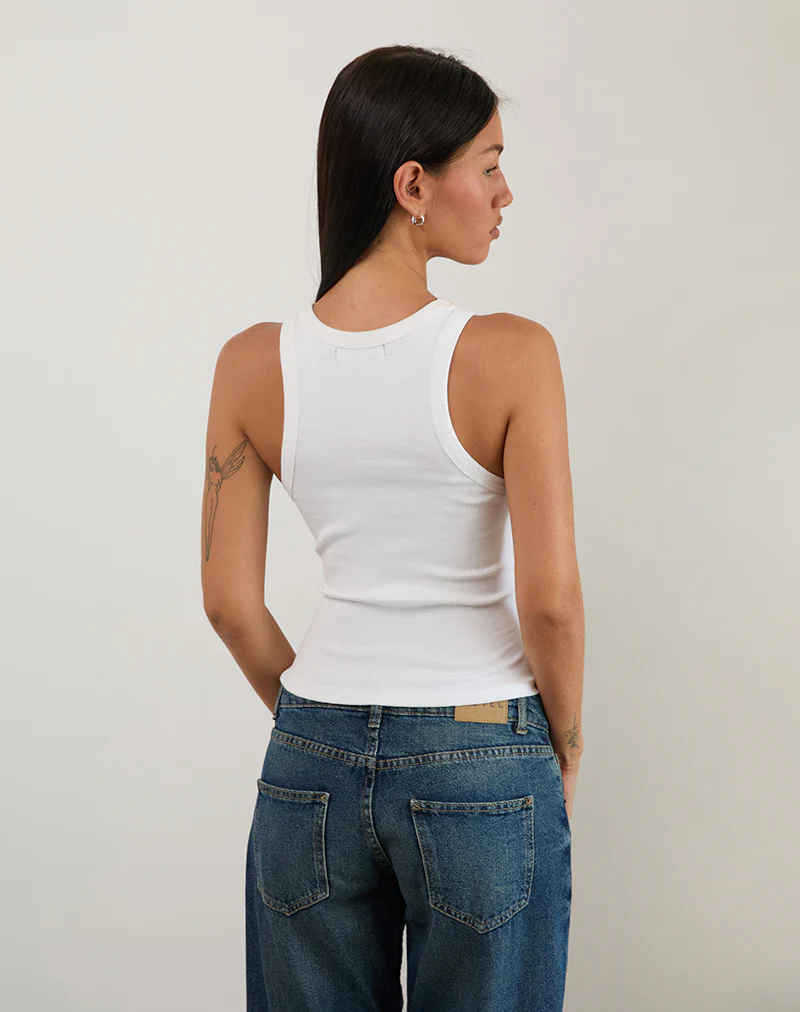Cariter Racer Vest Top in Ribbed White - Image 3