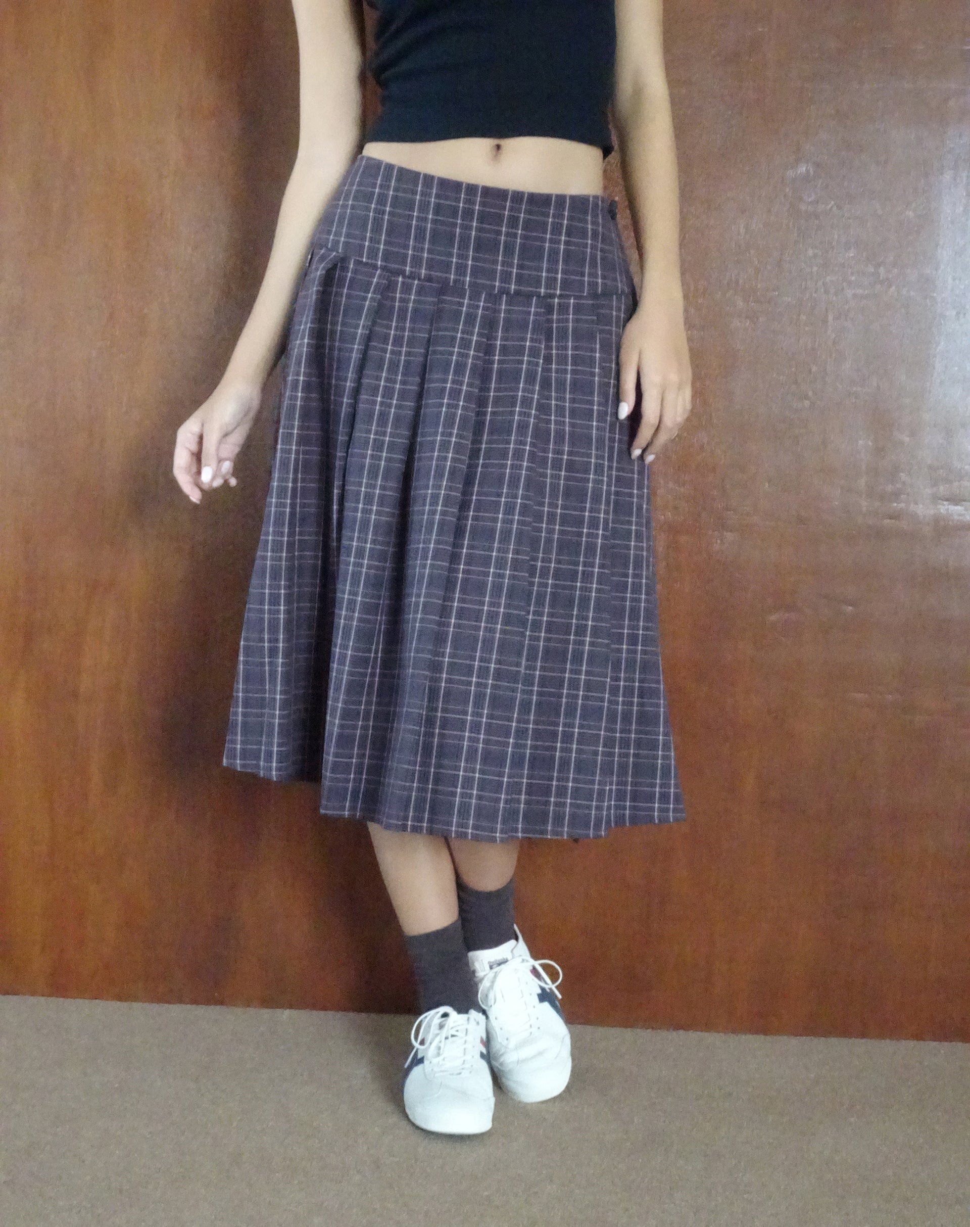 Catelyn Pleated Midi Skirt in Navy Check - Image 2