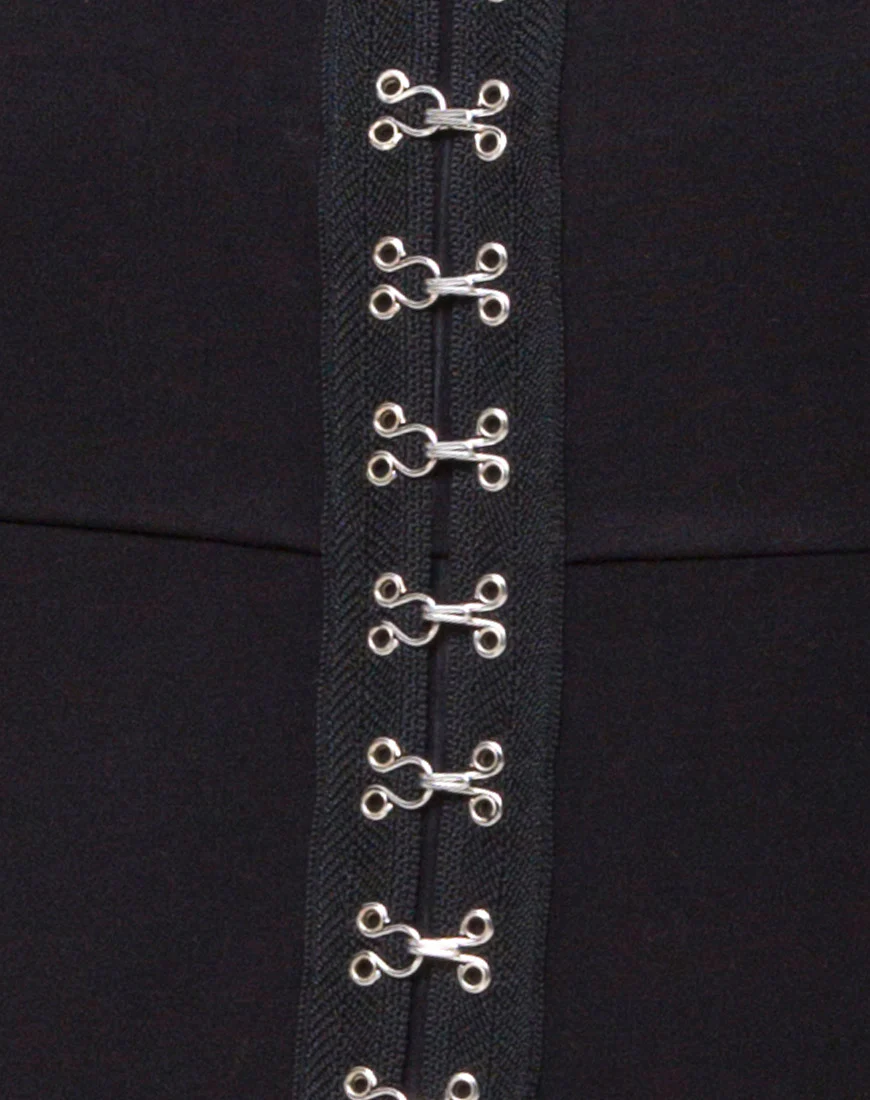Cecy Bodycon Dress in Black with Hook and Eye - Image 5