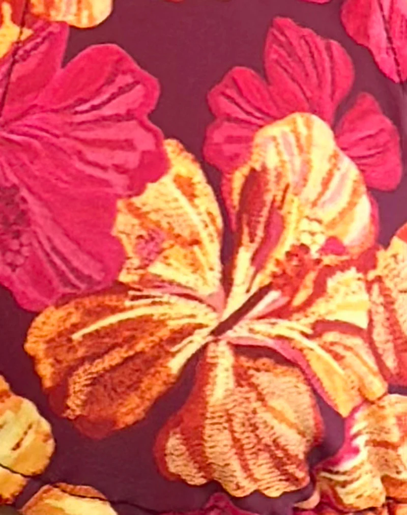 Cerry Bikini Top in Sketchy Hibiscus Burgundy - Image 7