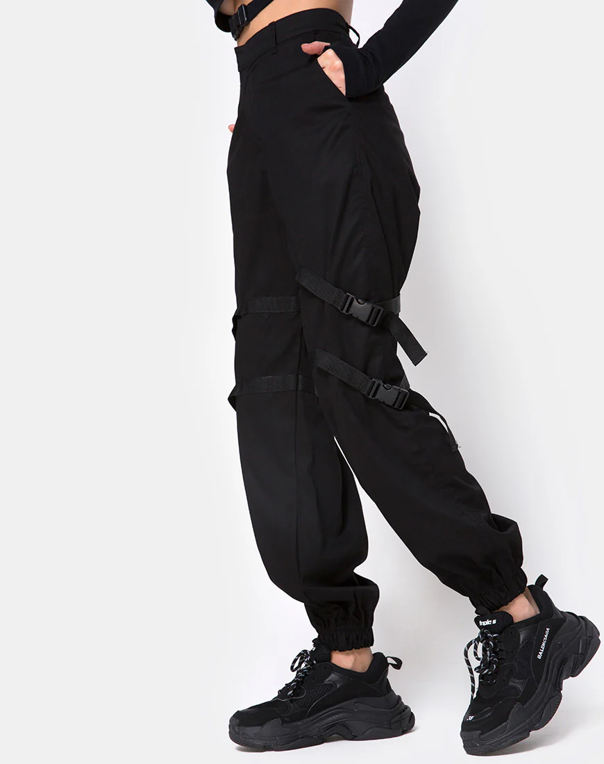 Clive Cargo Trouser in Black Buckle - Image 2