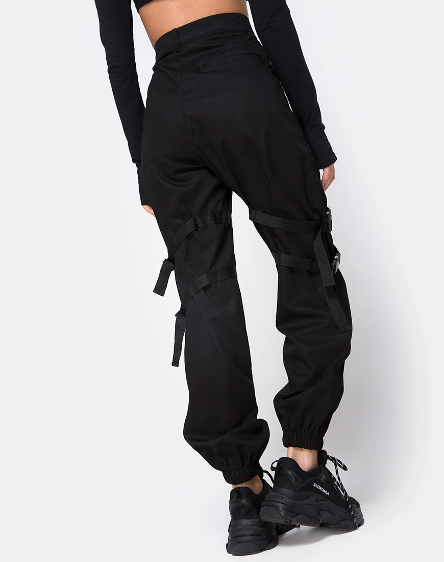 Clive Cargo Trouser in Black Buckle - Image 7