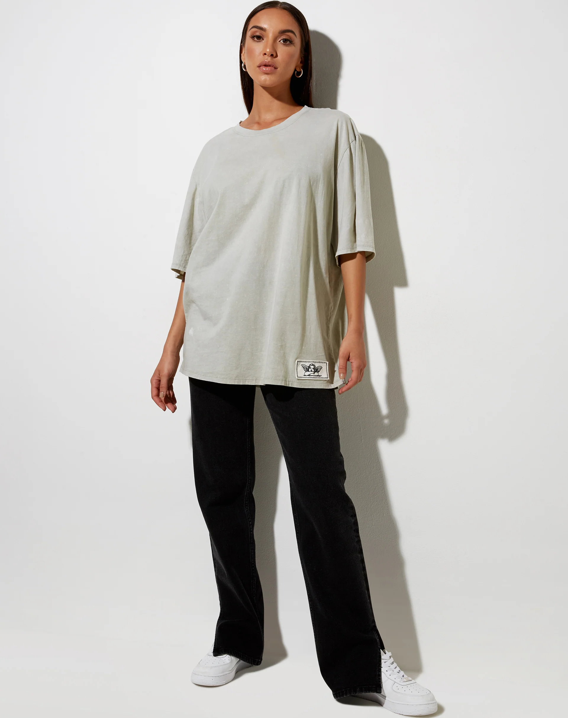 Cocoon Tee in Ecru Angelo Label Embro - Image 3