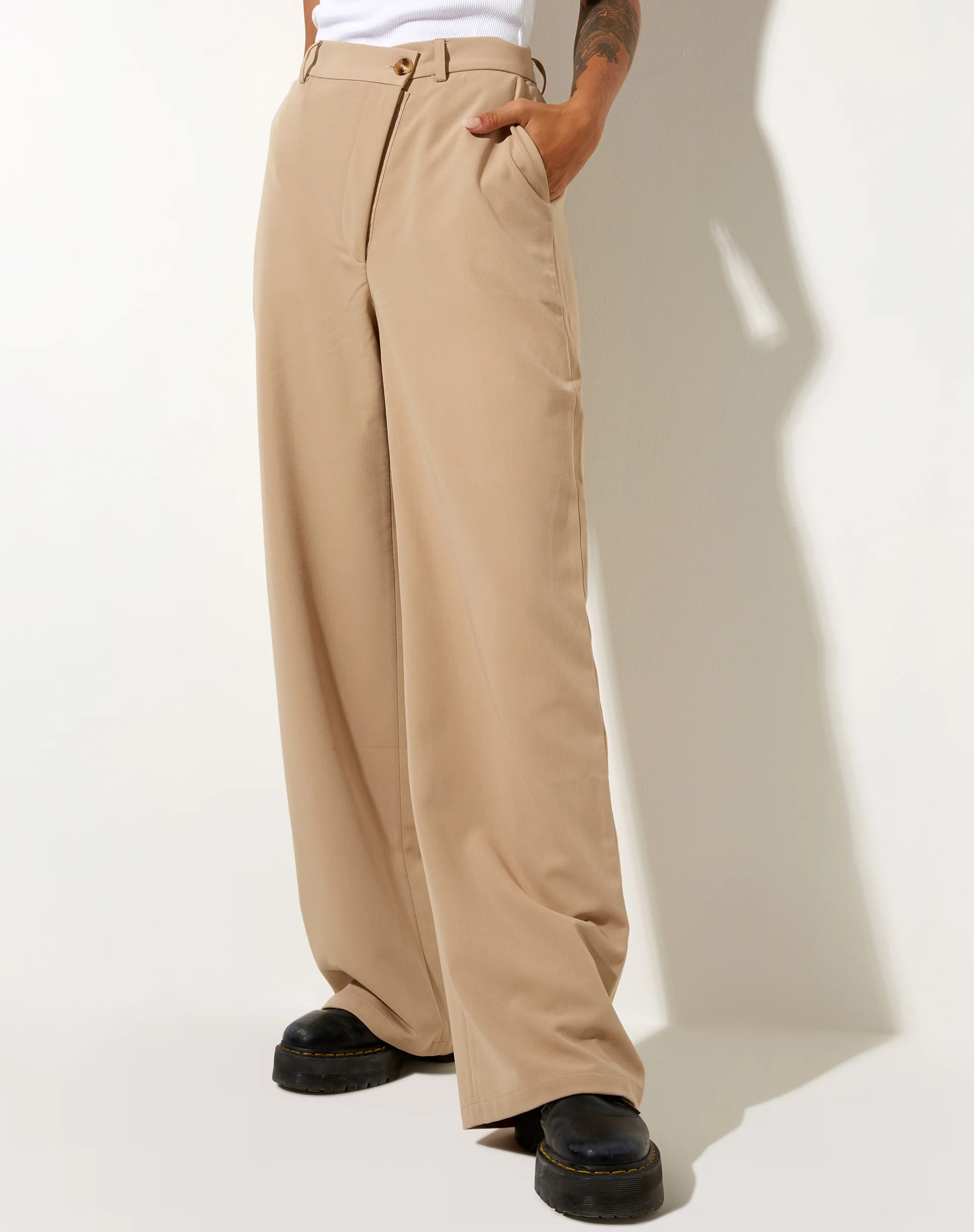 Corby Trouser in Tailoring Tan - Image 2