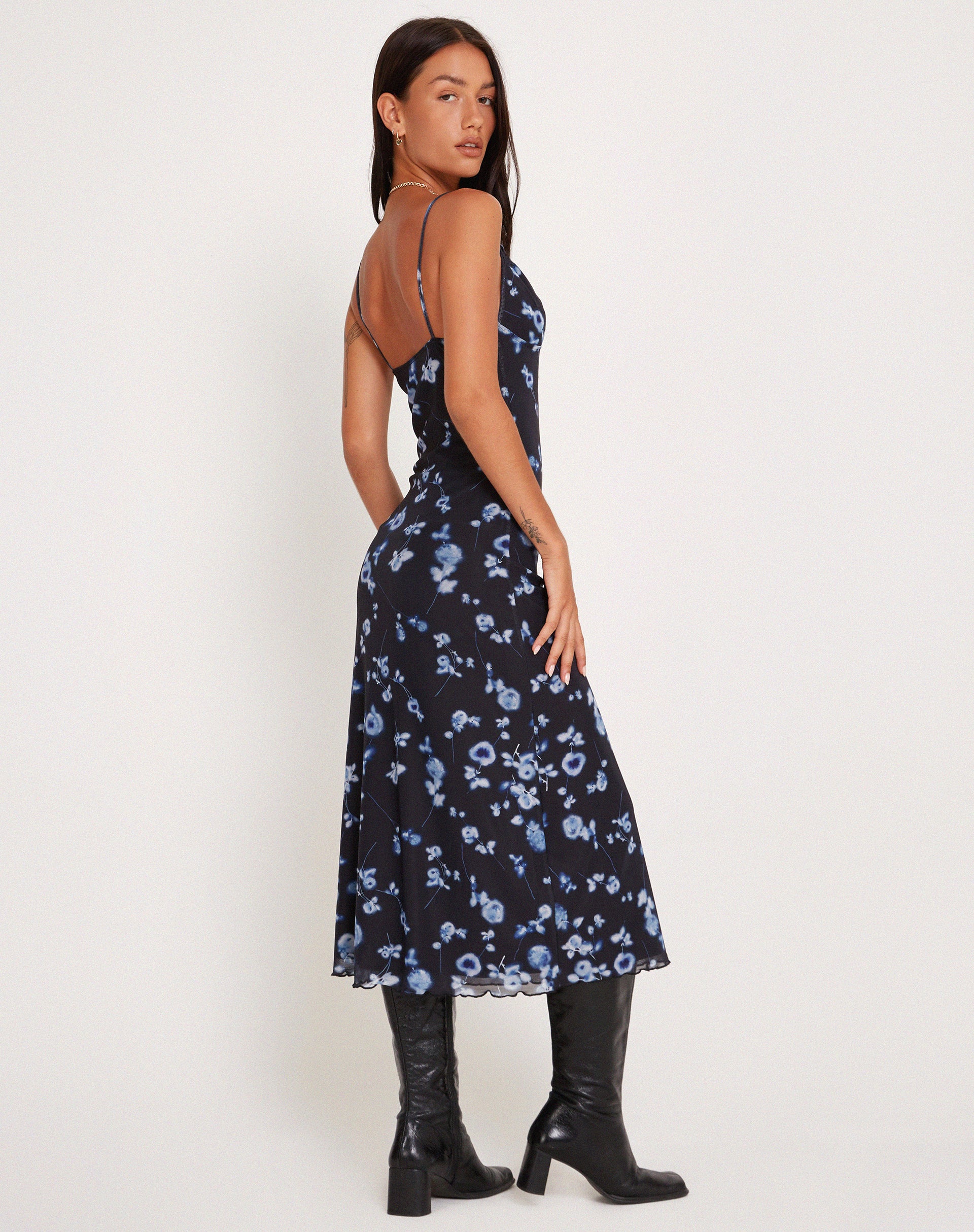 Coya Maxi Dress in Mesh Navy Diffused Floral - Image 5