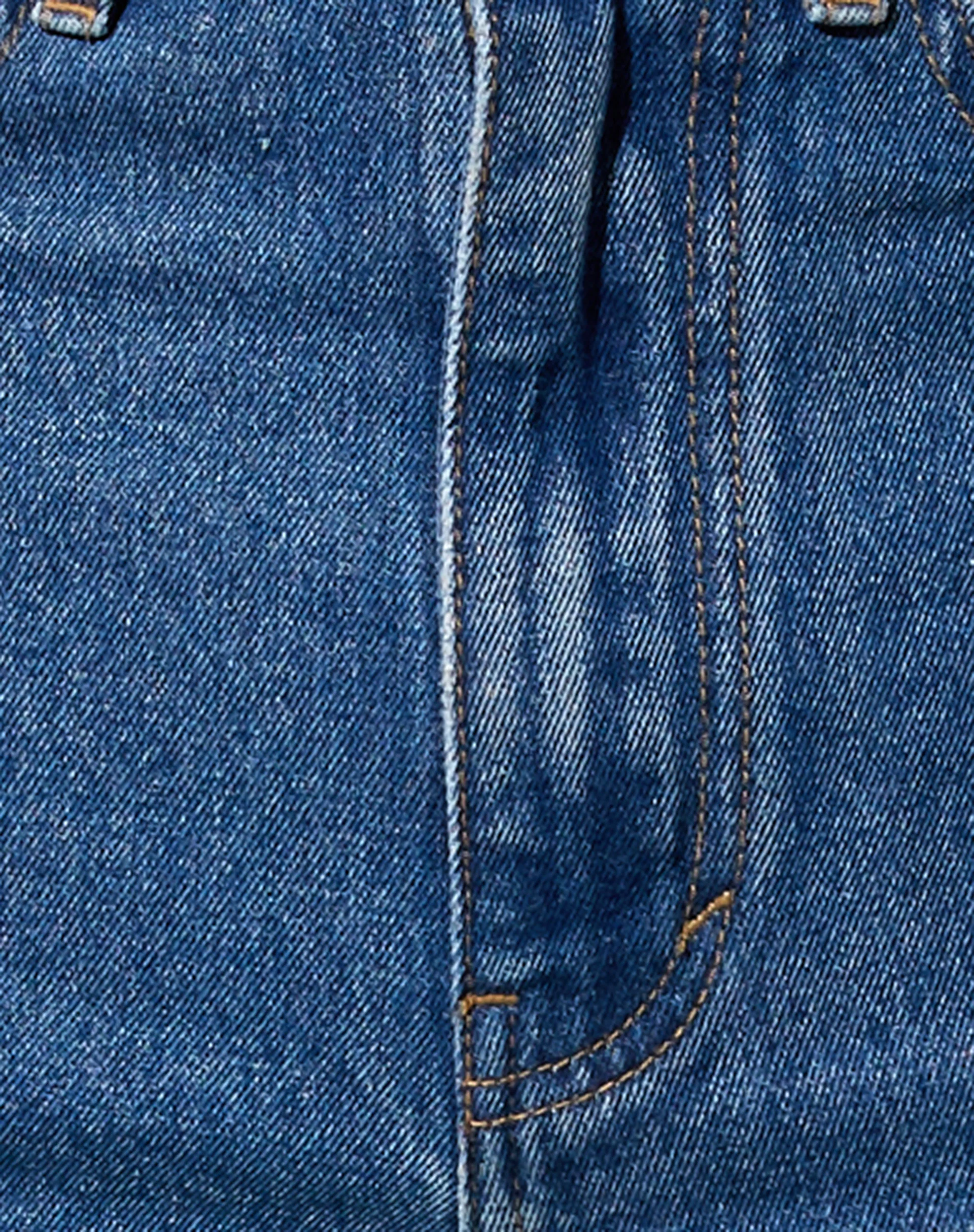 Cut Out Straight Leg Jean in Mid Wash - Image 8
