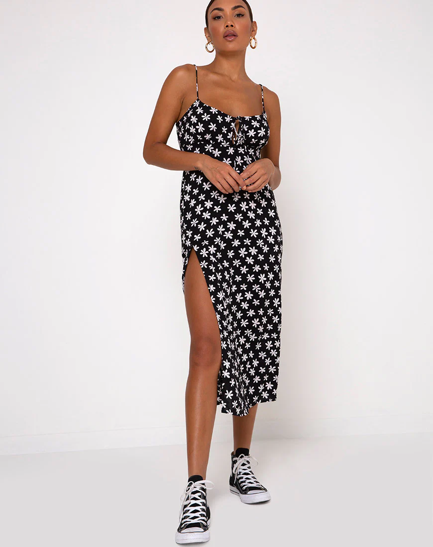 Cypress Midi Dress in 90's Daisy Black and White - Image 3