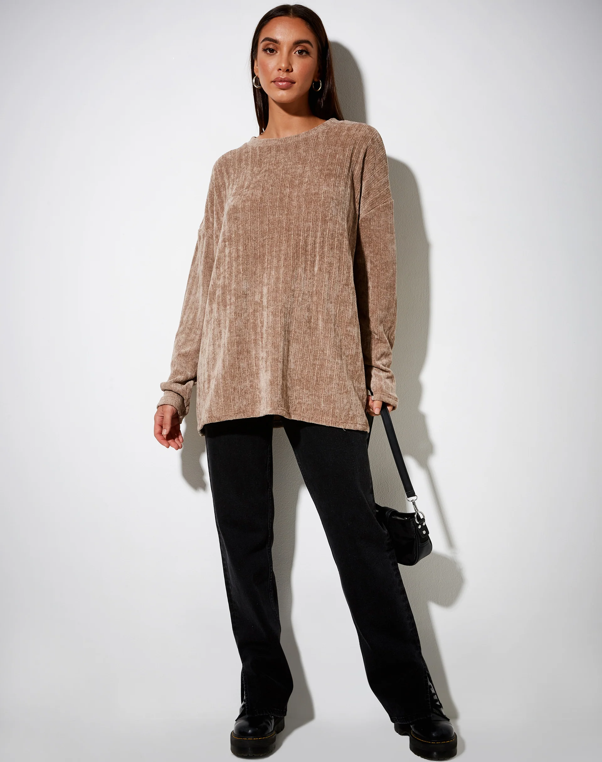Dad Jumper in Chenille Taupe - Image 3