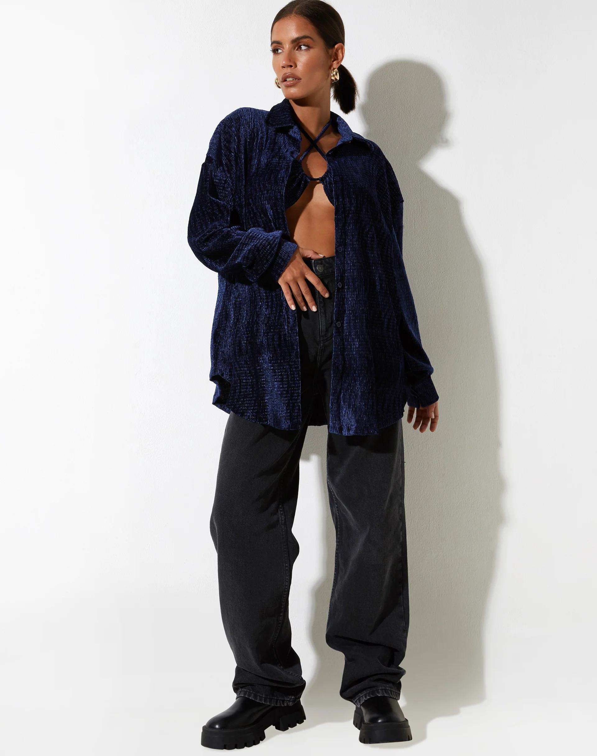Dael Oversized Shirt in Velvet Navy - Image 4