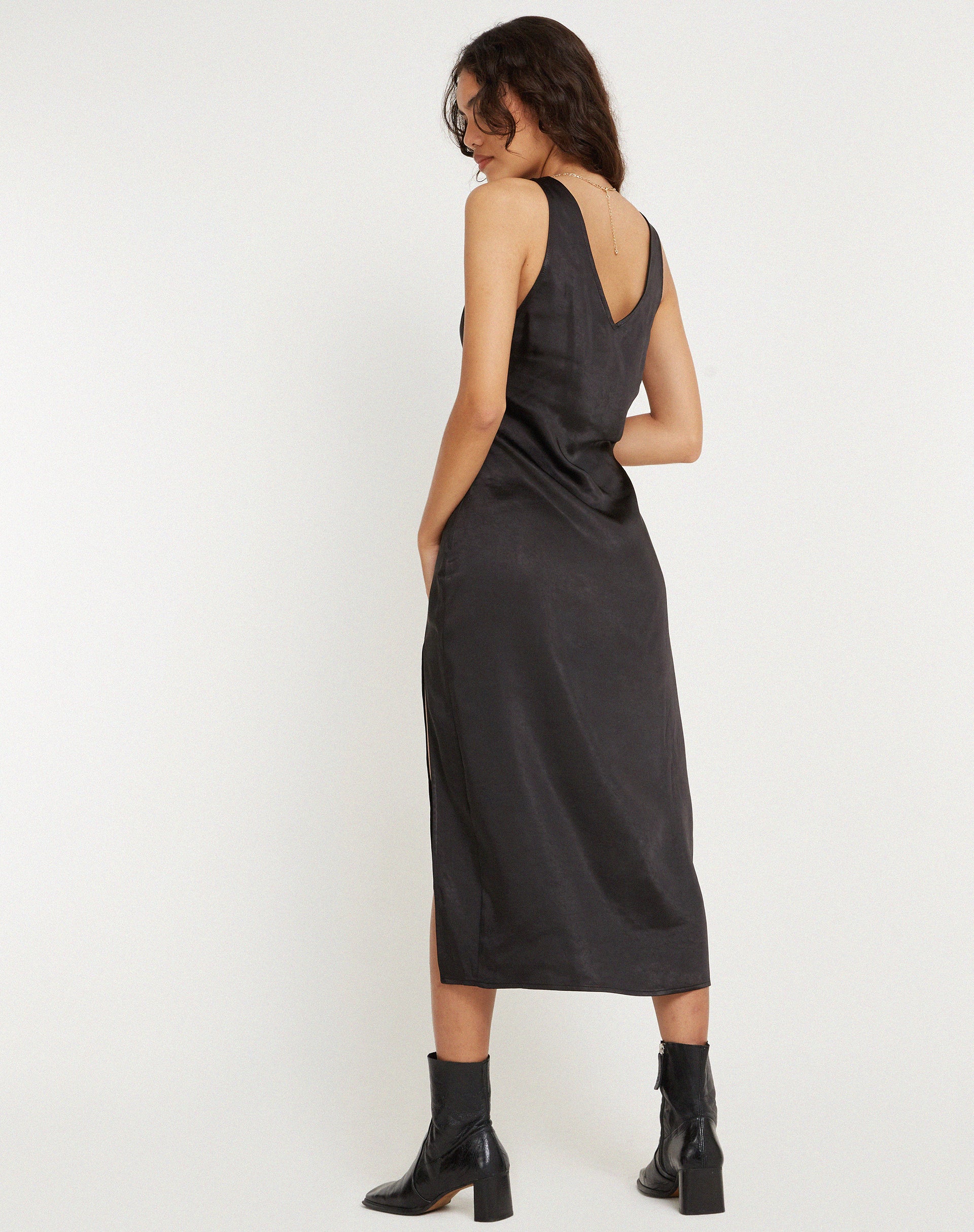 Damora Midi Dress in Satin Black - Image 5