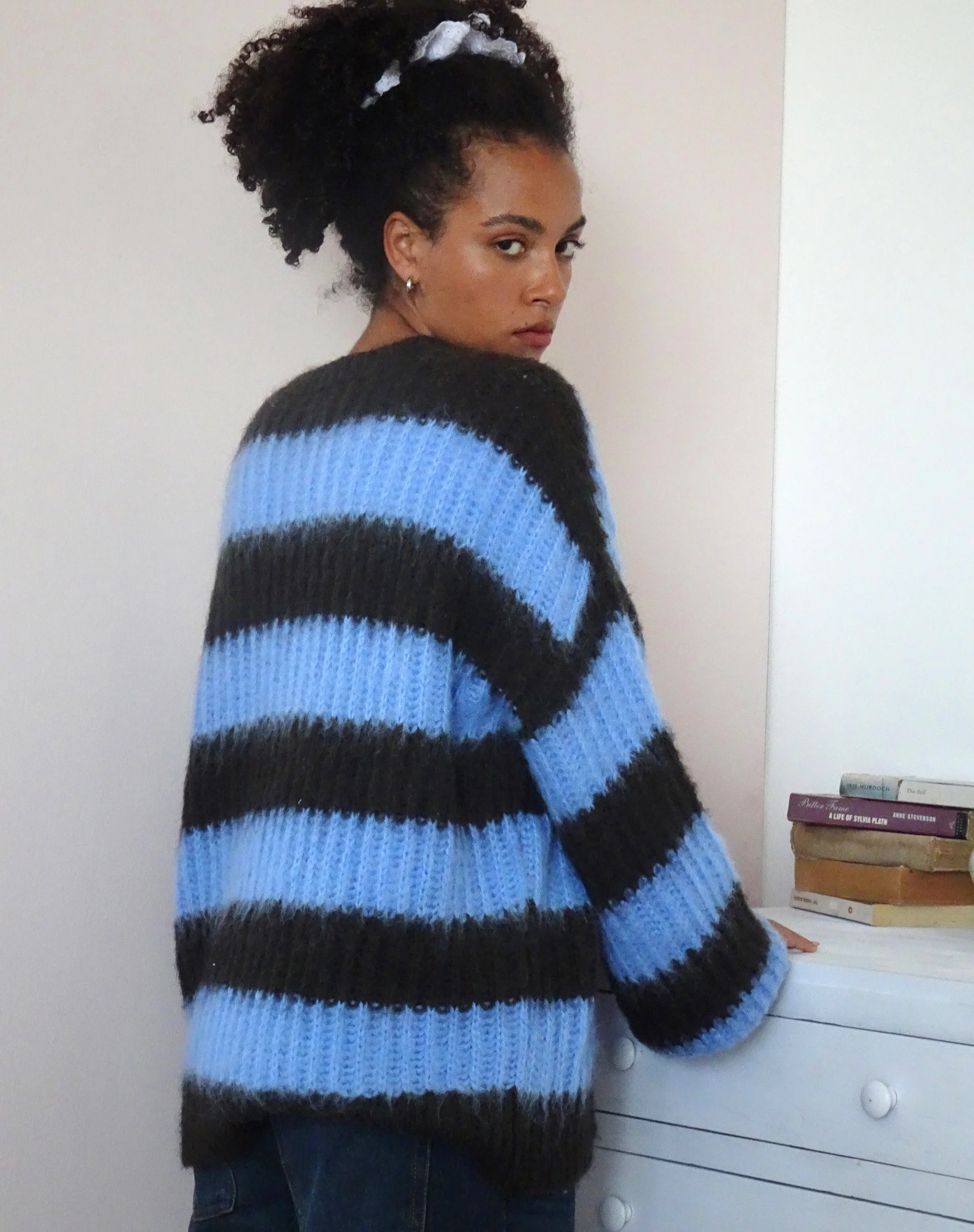 Daren Knitted Oversized Jumper in Brown and Blue Stripe - Image 4