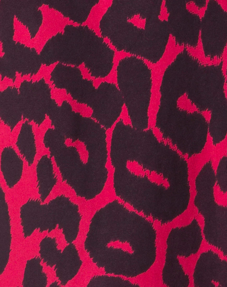 Datista Dress in Oversize Jaguar Red - Image 5