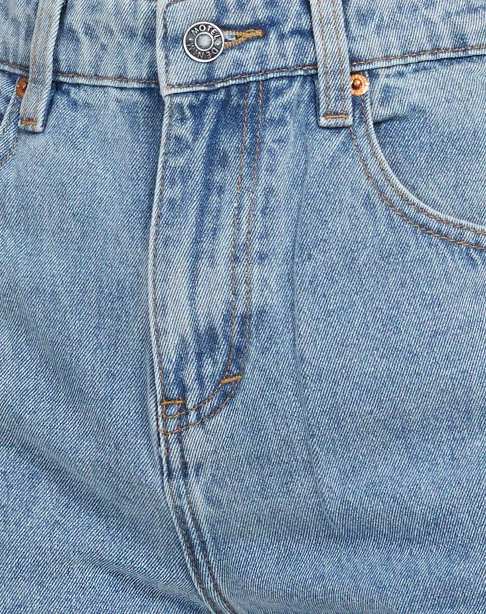 Denim Shorts in Light Wash - Image 5
