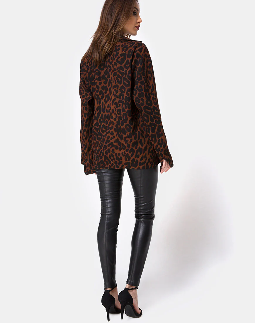Disam Shirt in Oversize Jaguar Brown - Image 4