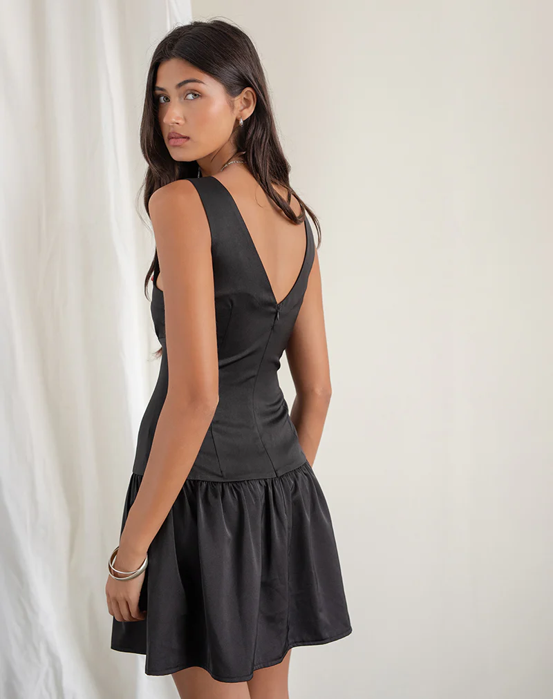 Distia Plunge Puff Mini Dress in Black - Image 3