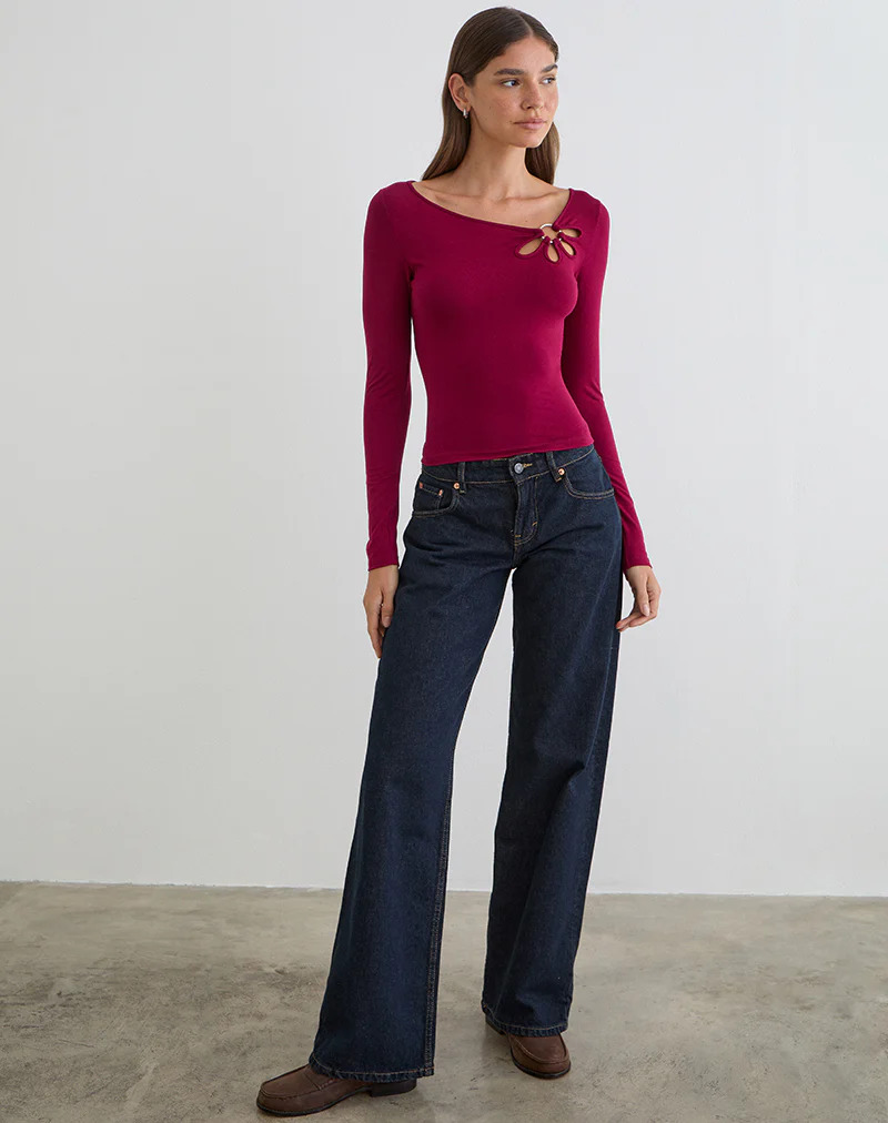 Donela Long Sleeve Top with Flower Ring in Burgundy - Image 2