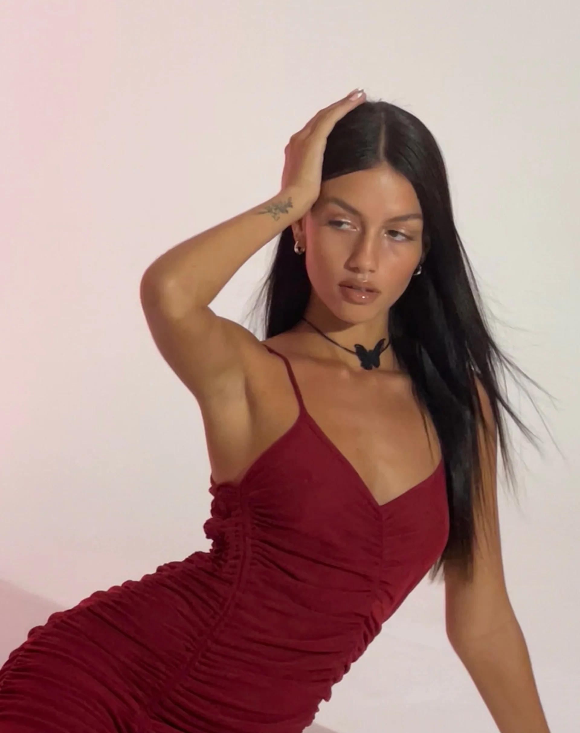 Dulcia Midi Dress in Burgundy - Image 3