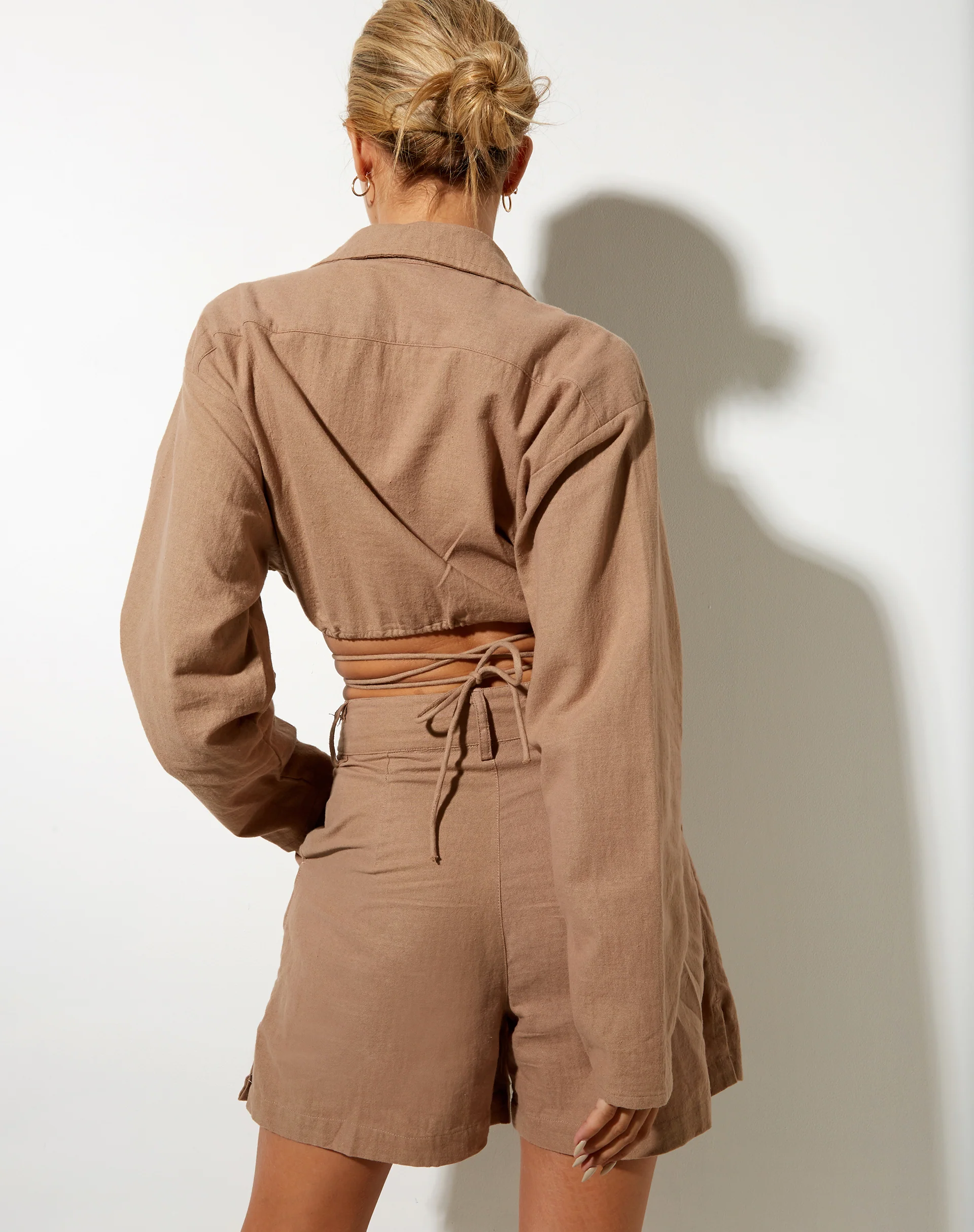 Elisa Cropped Shirt in Rami Biscuit - Image 6