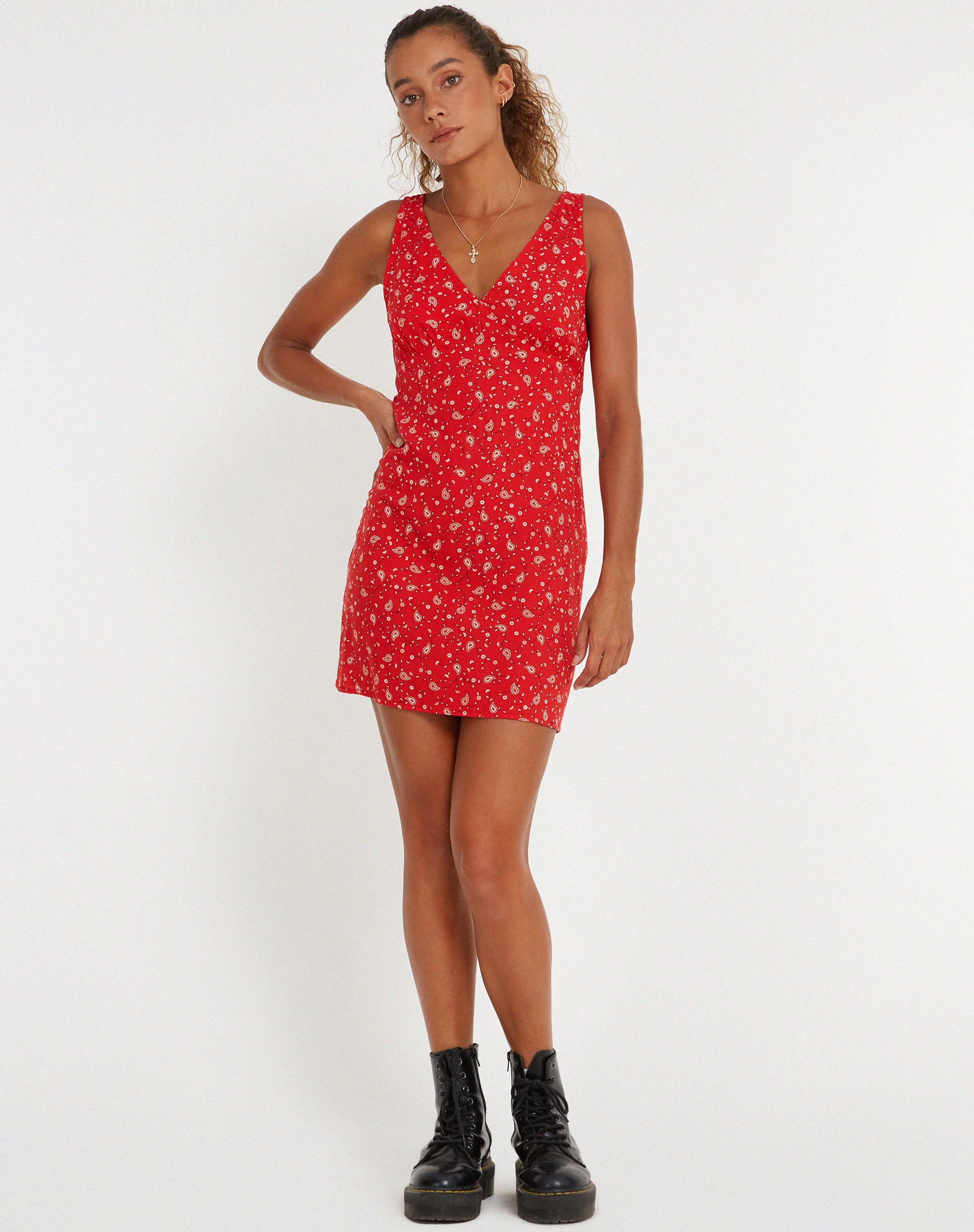 Eluned Day Dress in Paisley Fun Red - Image 4