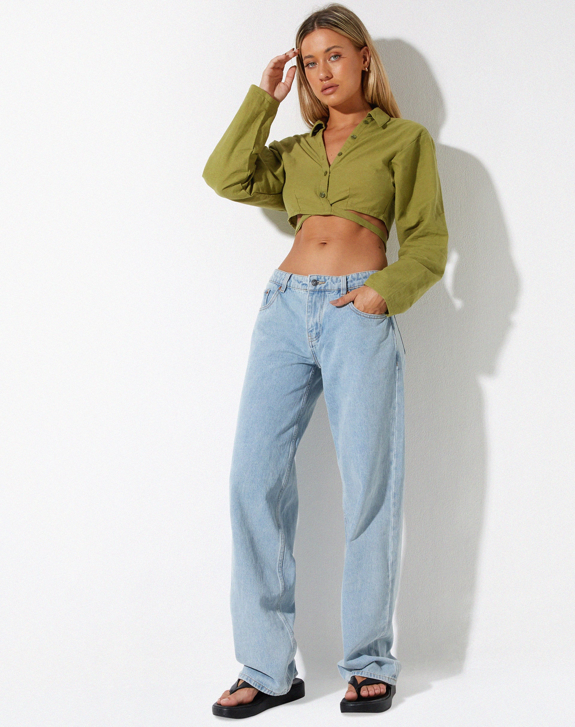 Elyse Crop Top in Linen Rami Green - Image 3