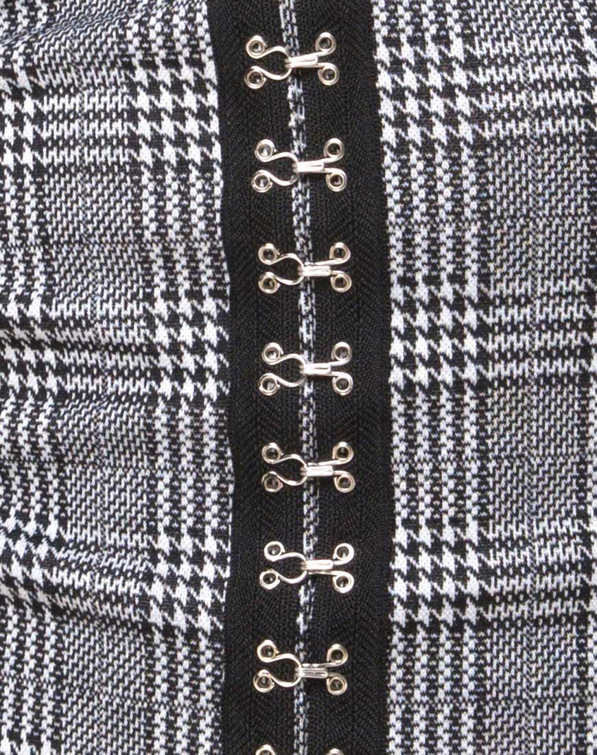 Ena Bodycon Dress in Hook and Eye Charles Check - Image 5