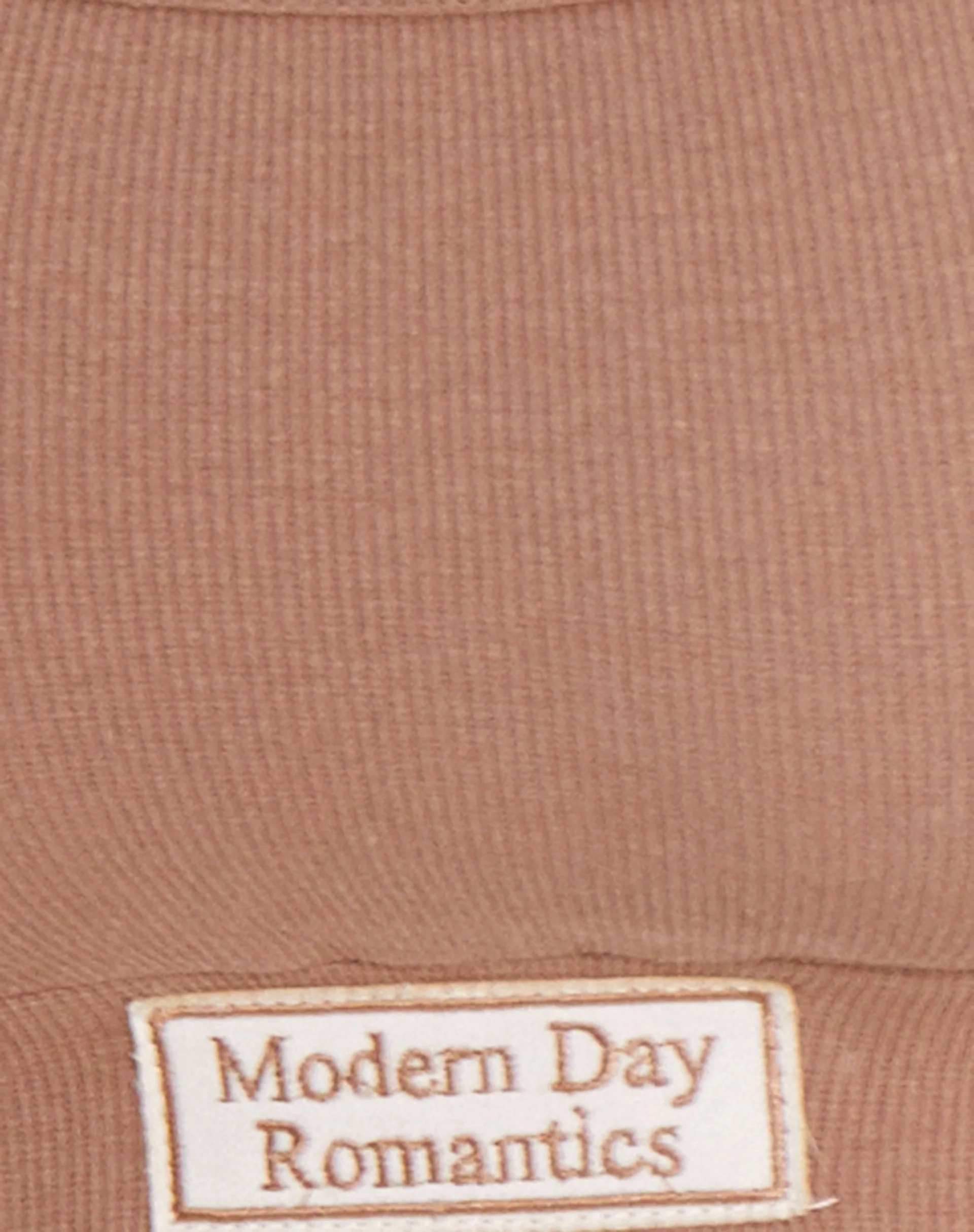 Esmera Top in Silver Mink in Modern Day Label Embro - Image 7