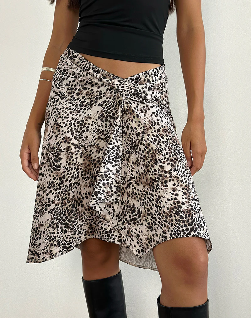 Esmeray Midi Skirt in Wild Leopard Print - Image 3