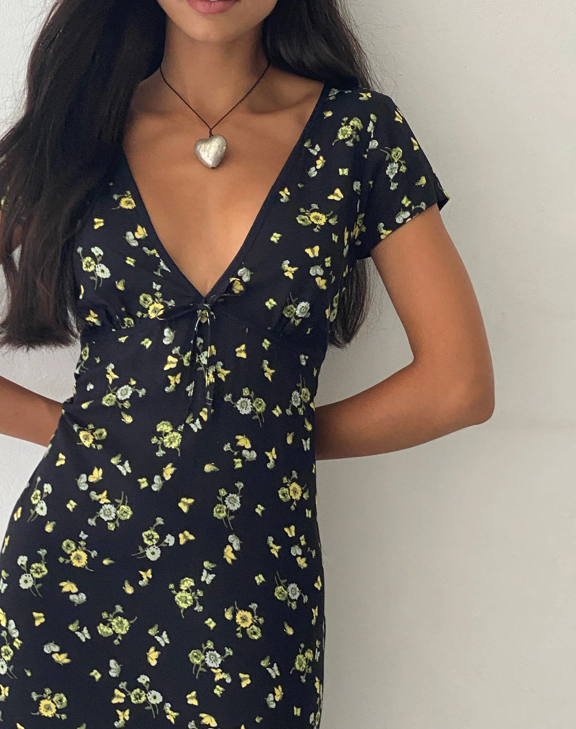 Eviaso Midi Dress in Lemon and Lime Black - Image 2
