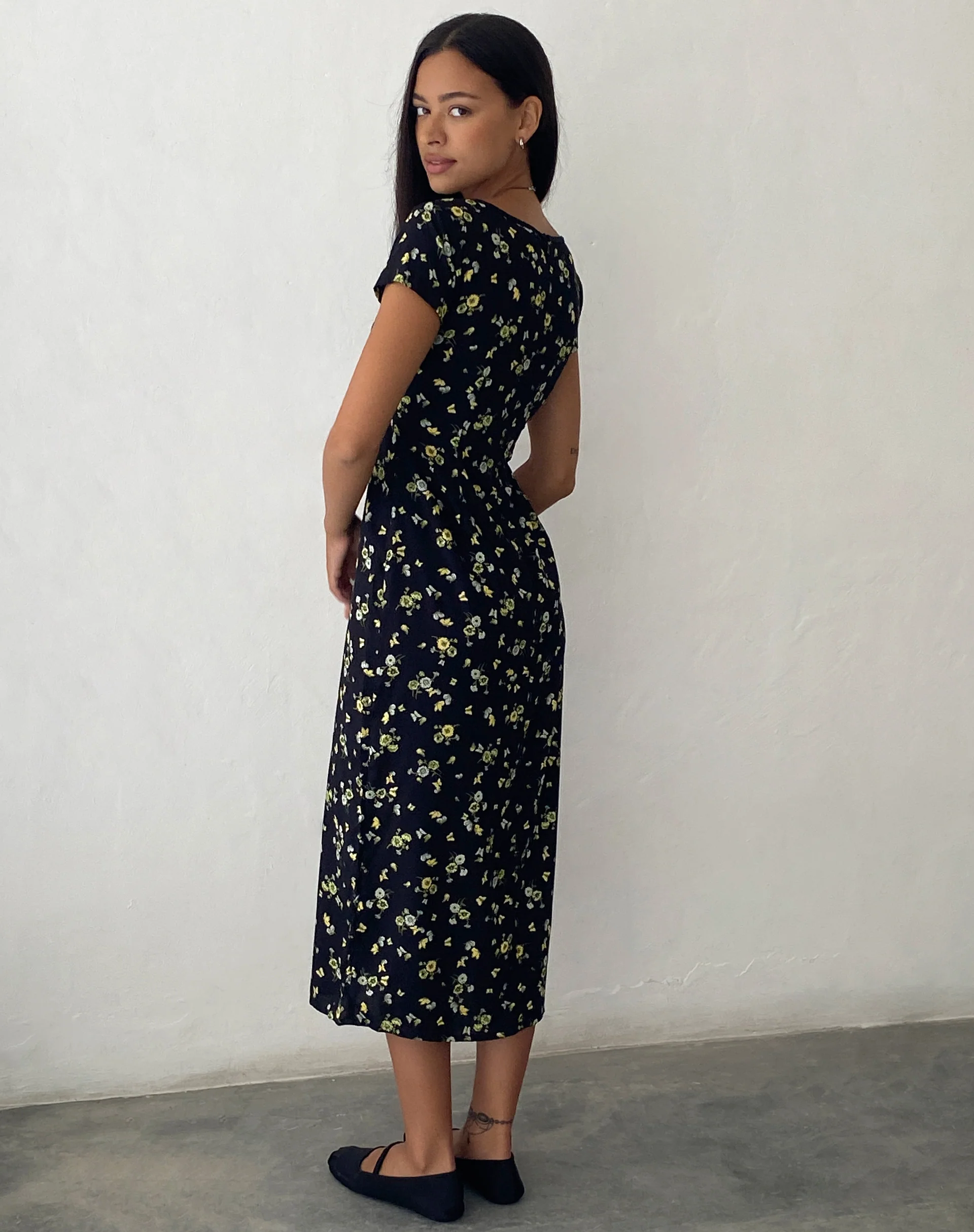 Eviaso Midi Dress in Lemon and Lime Black - Image 4