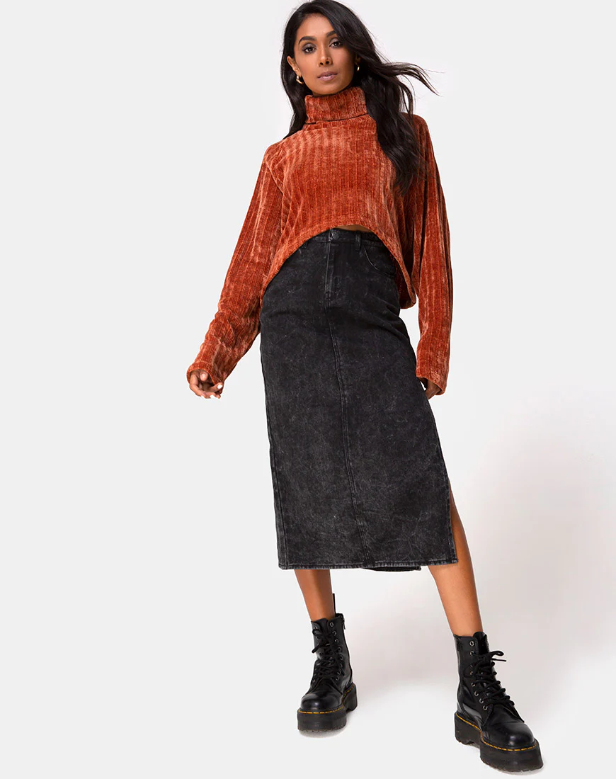 Evie Cropped Sweater in Rust Chenille - Image 4