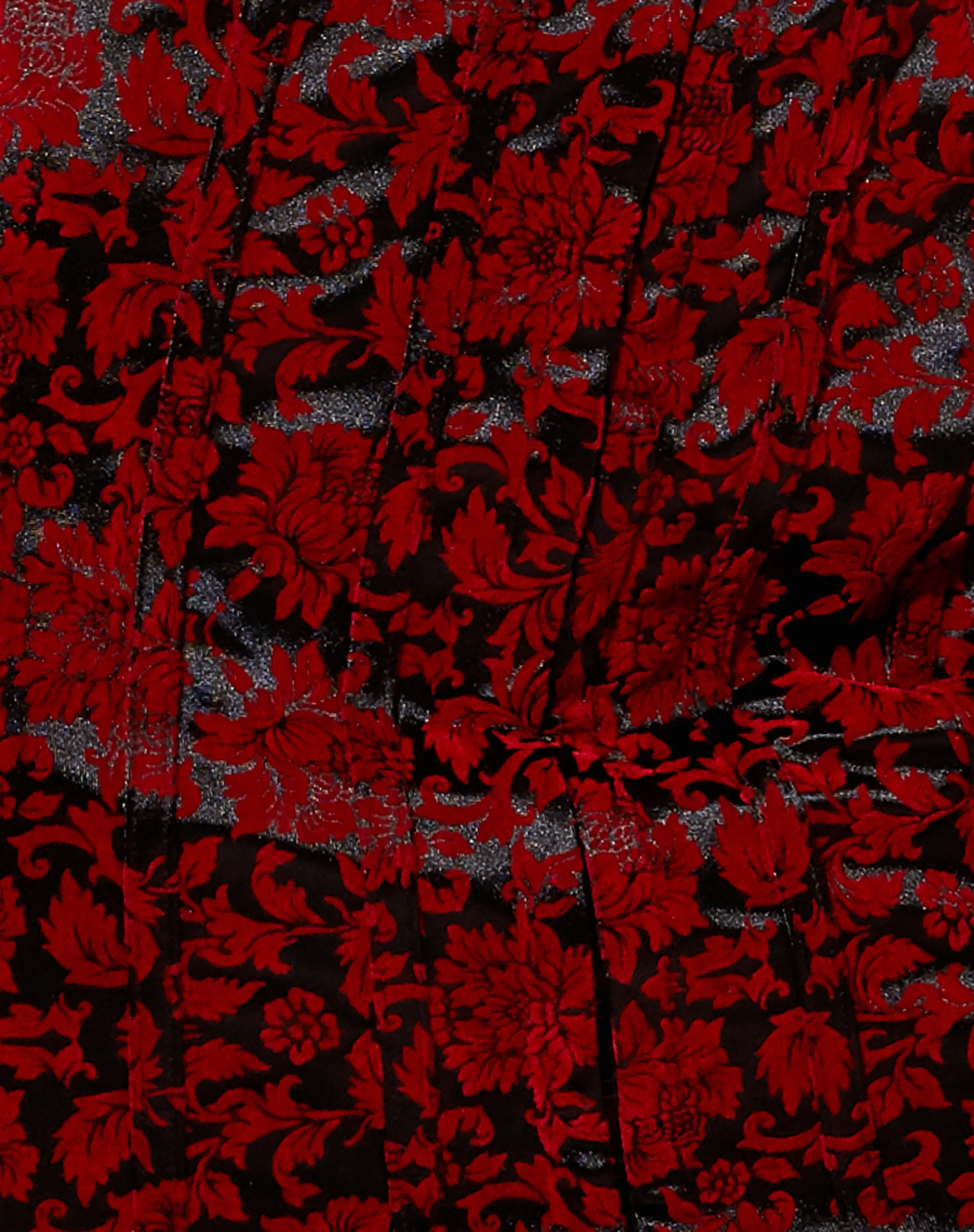 Exily Mini Dress in Brocade Flower Black and Red - Image 5