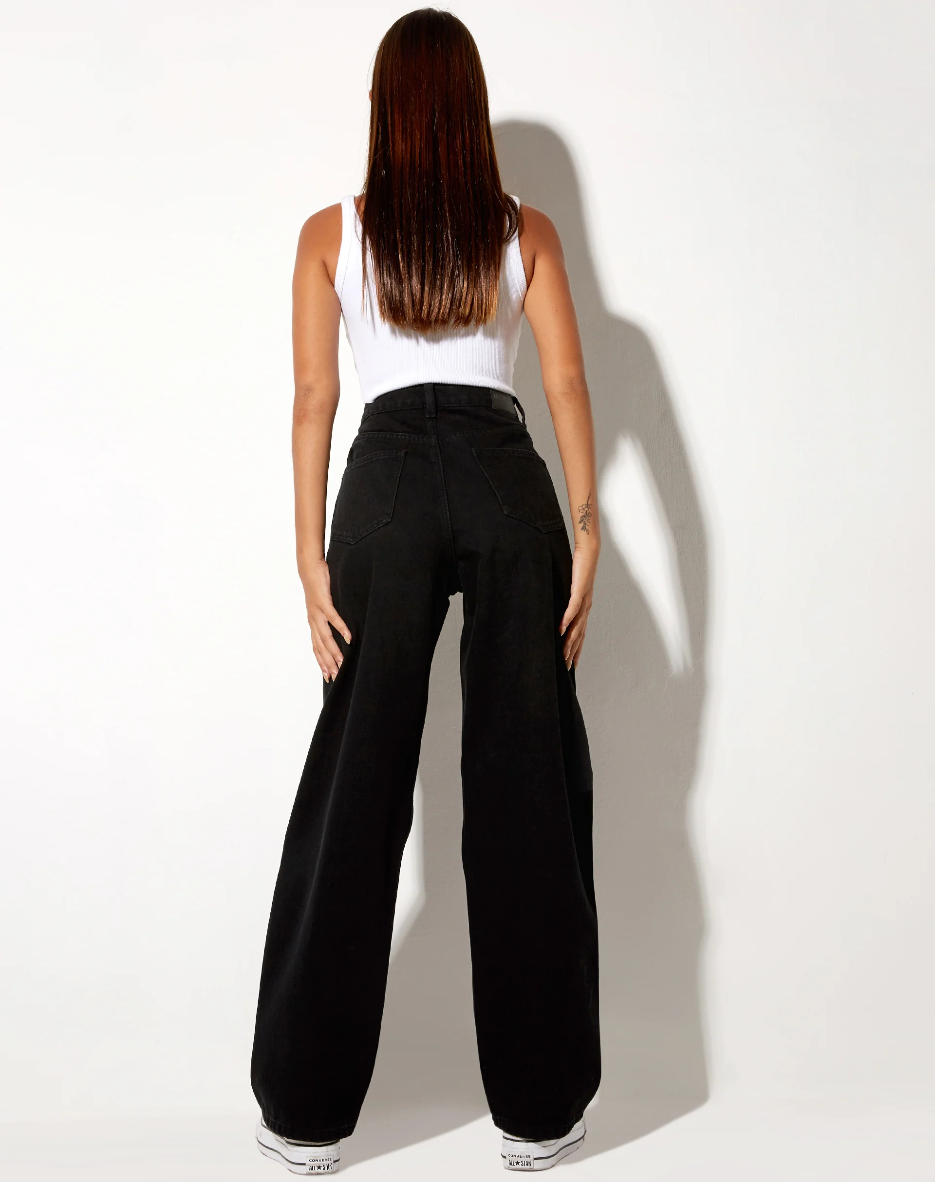 Exposed Button Parallel Jeans in Black Wash - Image 5