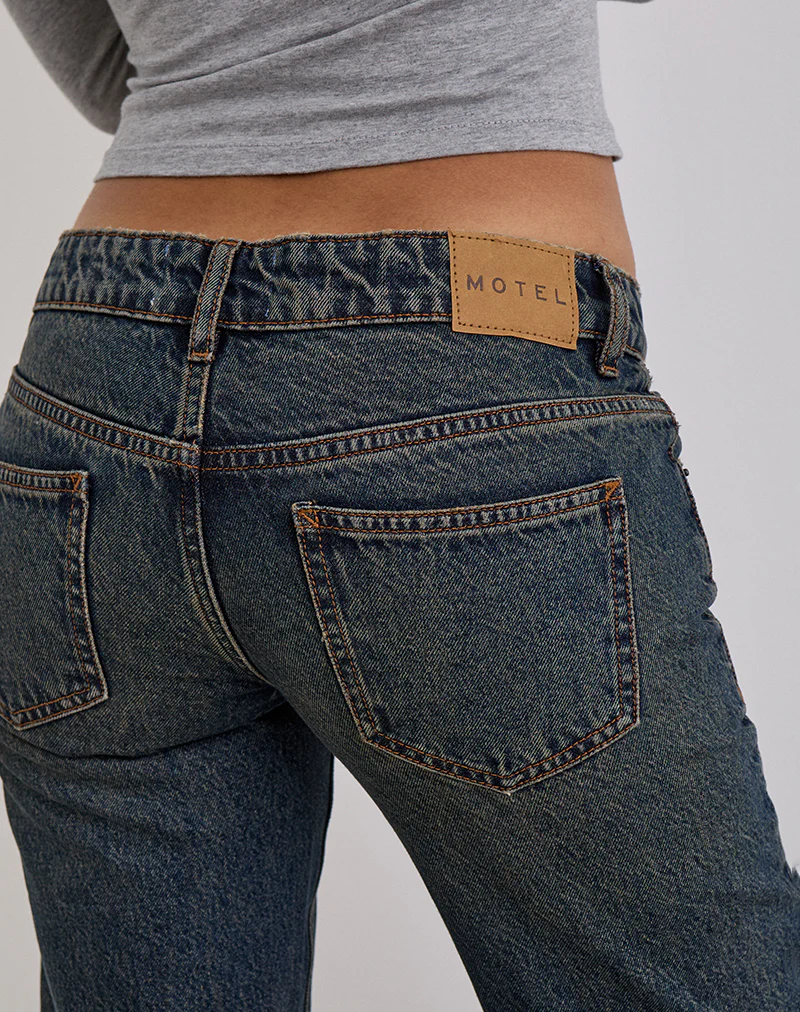 Extra Low Rise Flare Jeans in Dirty Green - Image 5